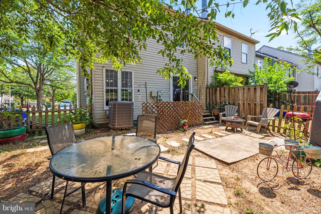 11514 Apperson Way