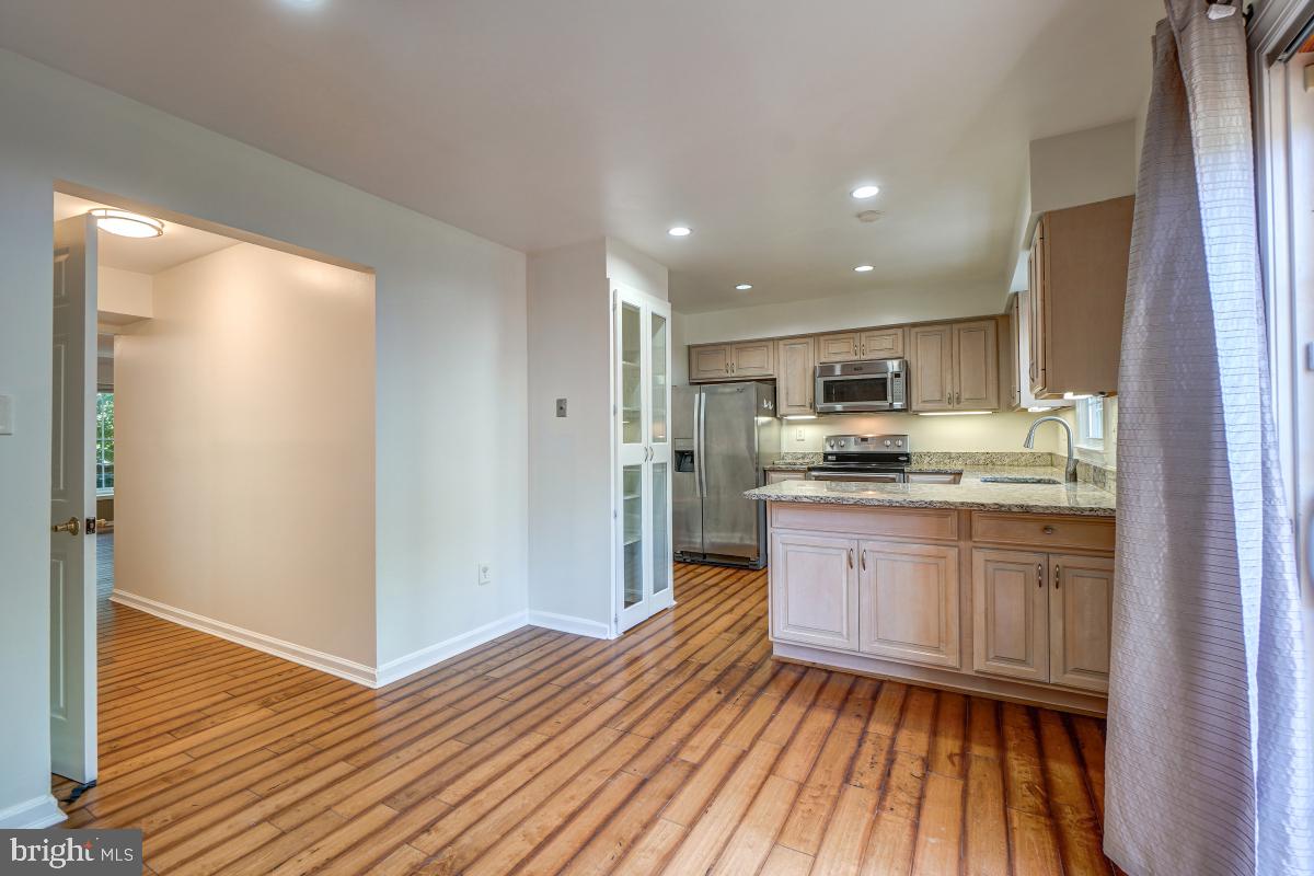 6350 MONTROSE RD #6310