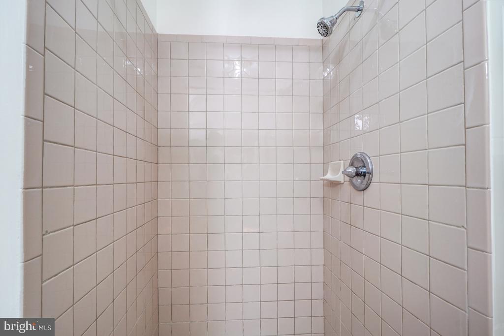 6350 MONTROSE RD #6310