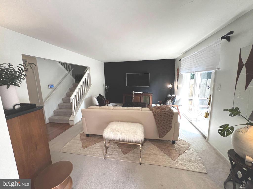 9440 Fern Hollow Way