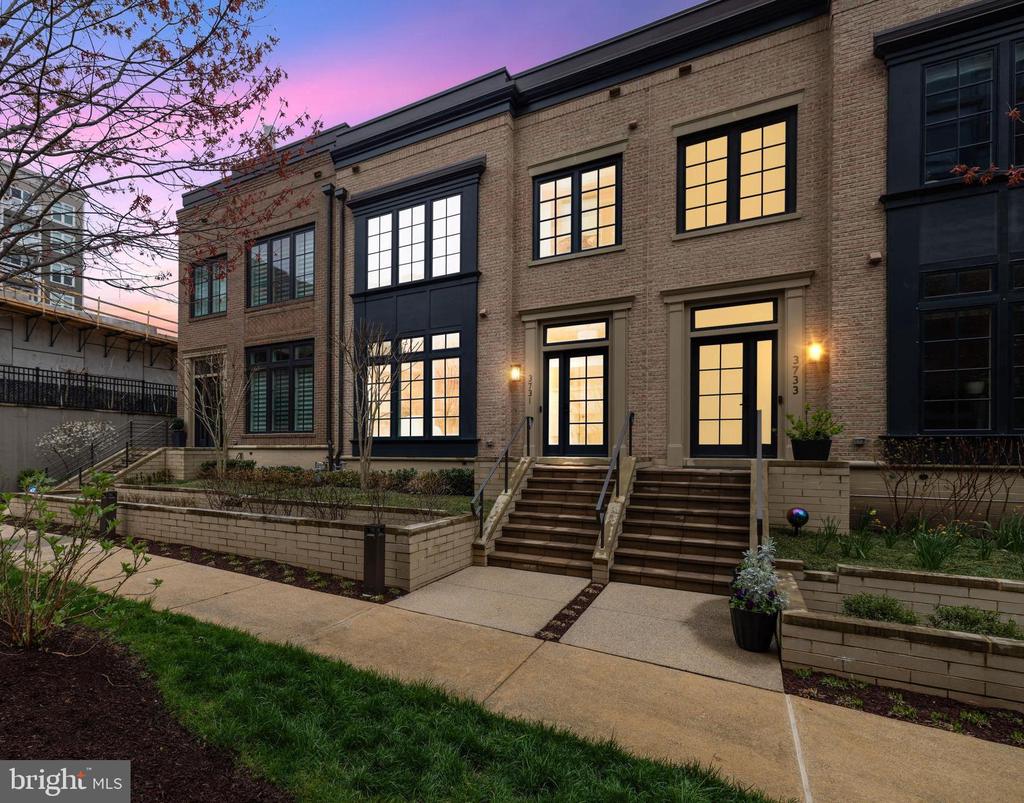 3731 Chevy Chase Lake Dr