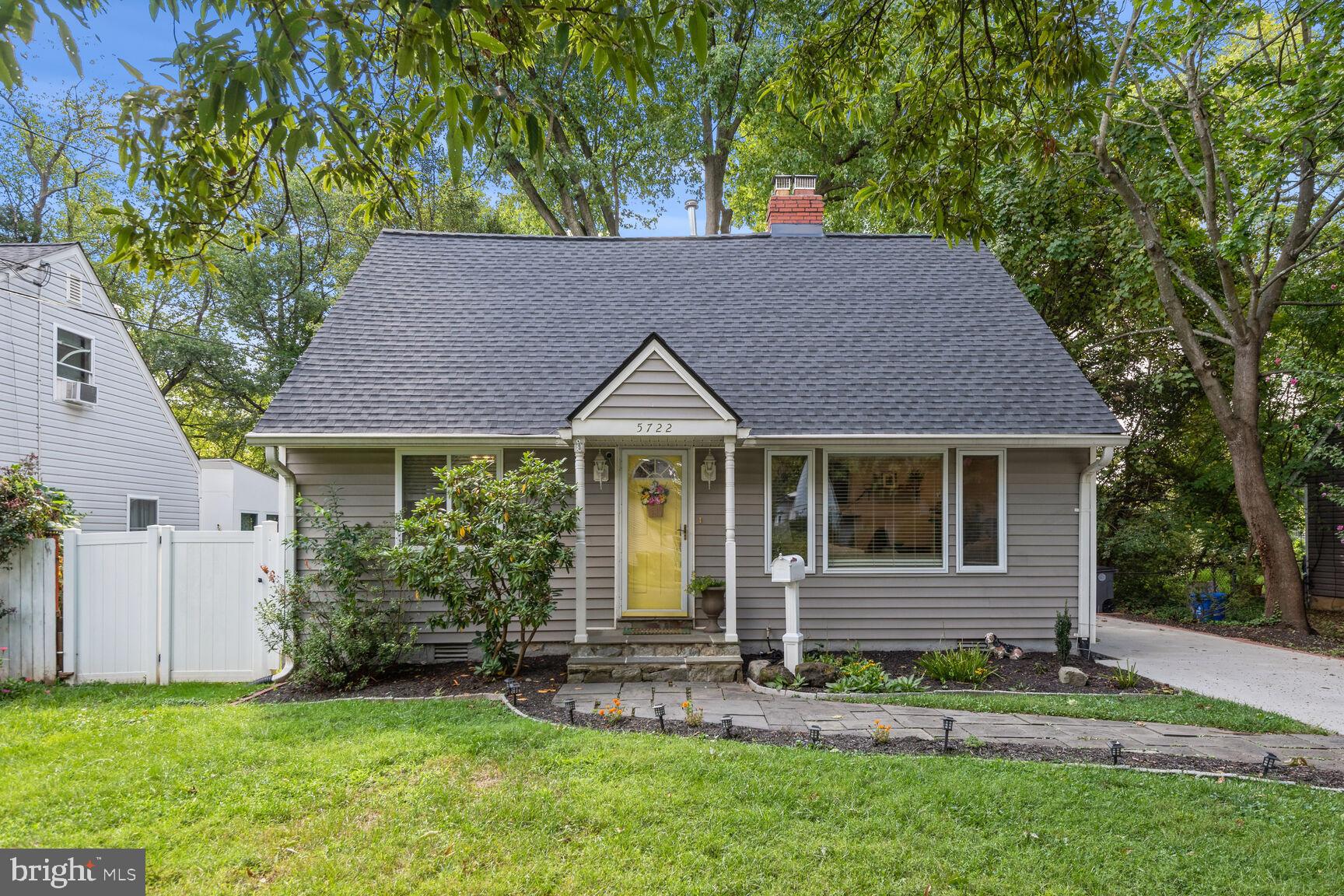 5722 Denfield Rd
