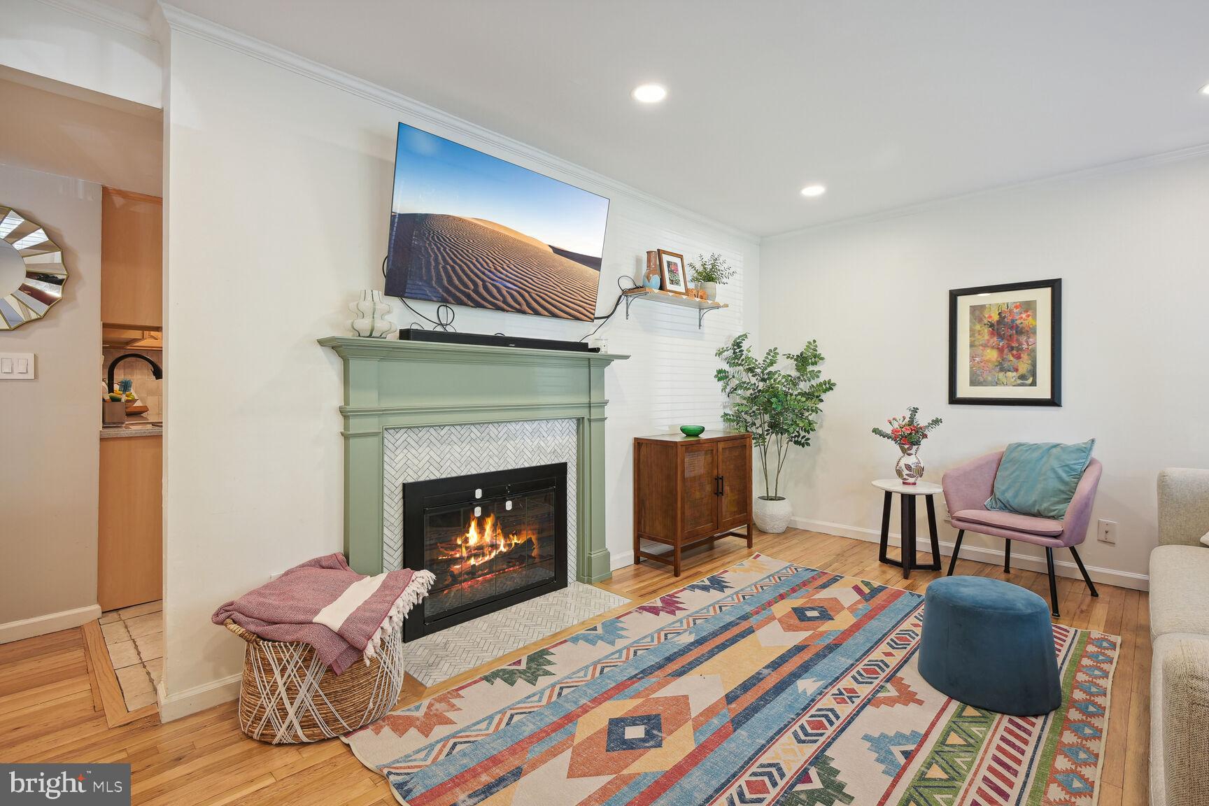 5722 Denfield Rd