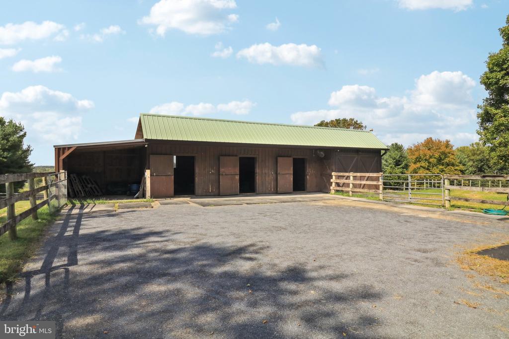15021 Berryville Rd