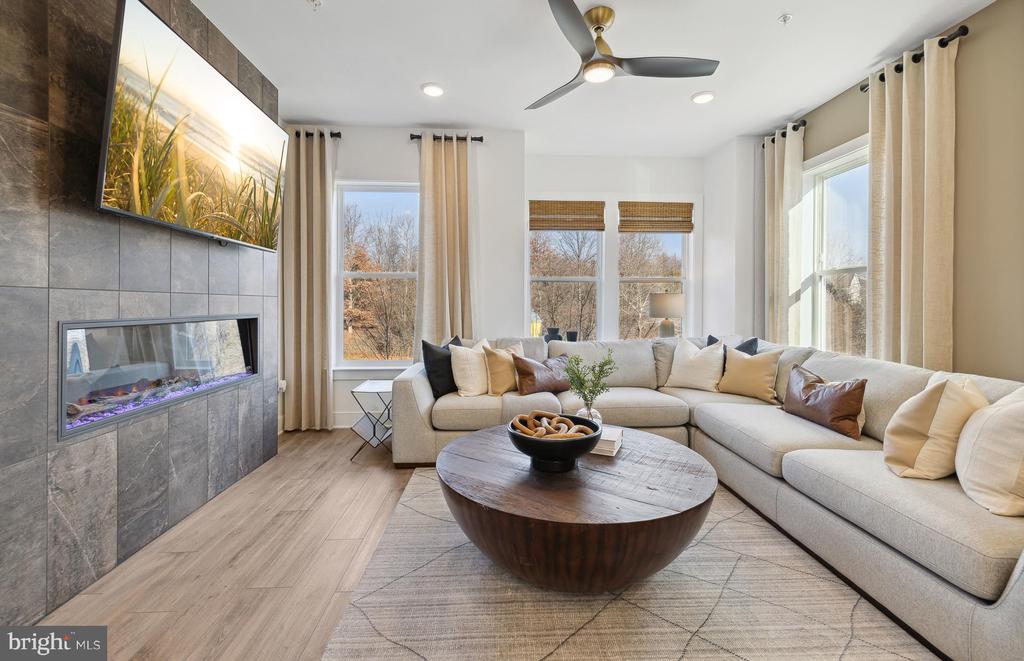 3078 Nina Clarke Dr