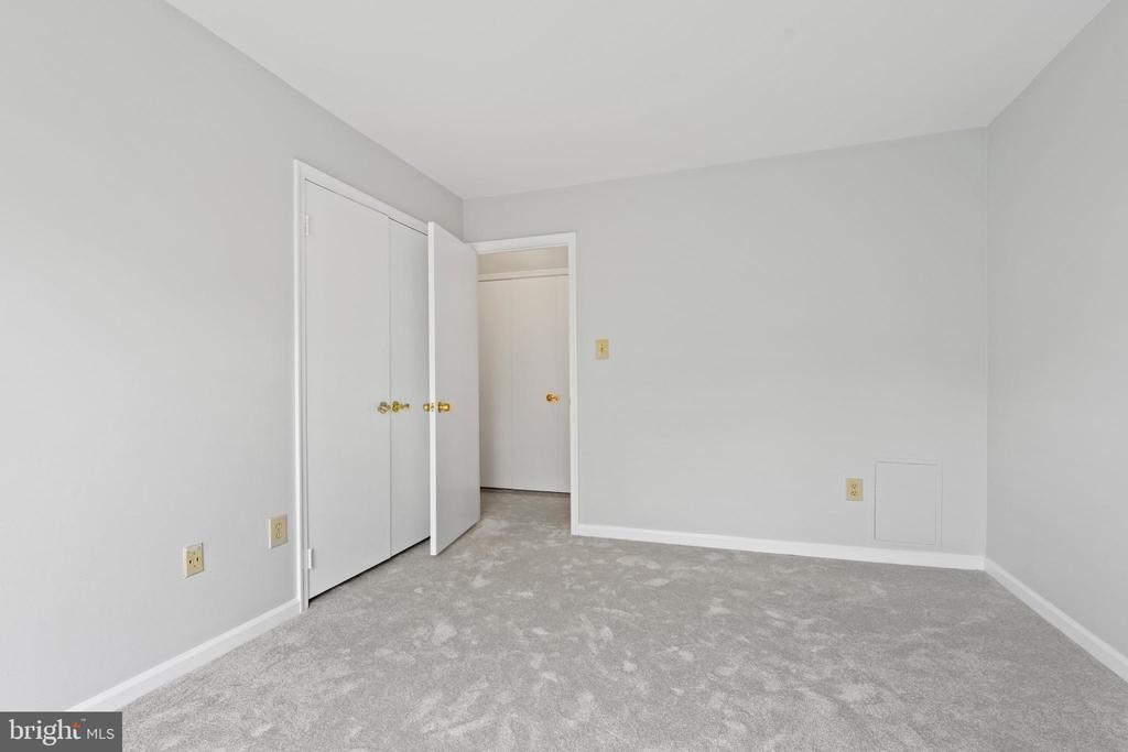 10902 Brewer House Rd