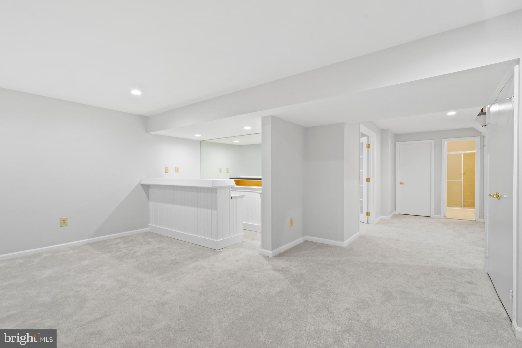 10902 Brewer House Rd