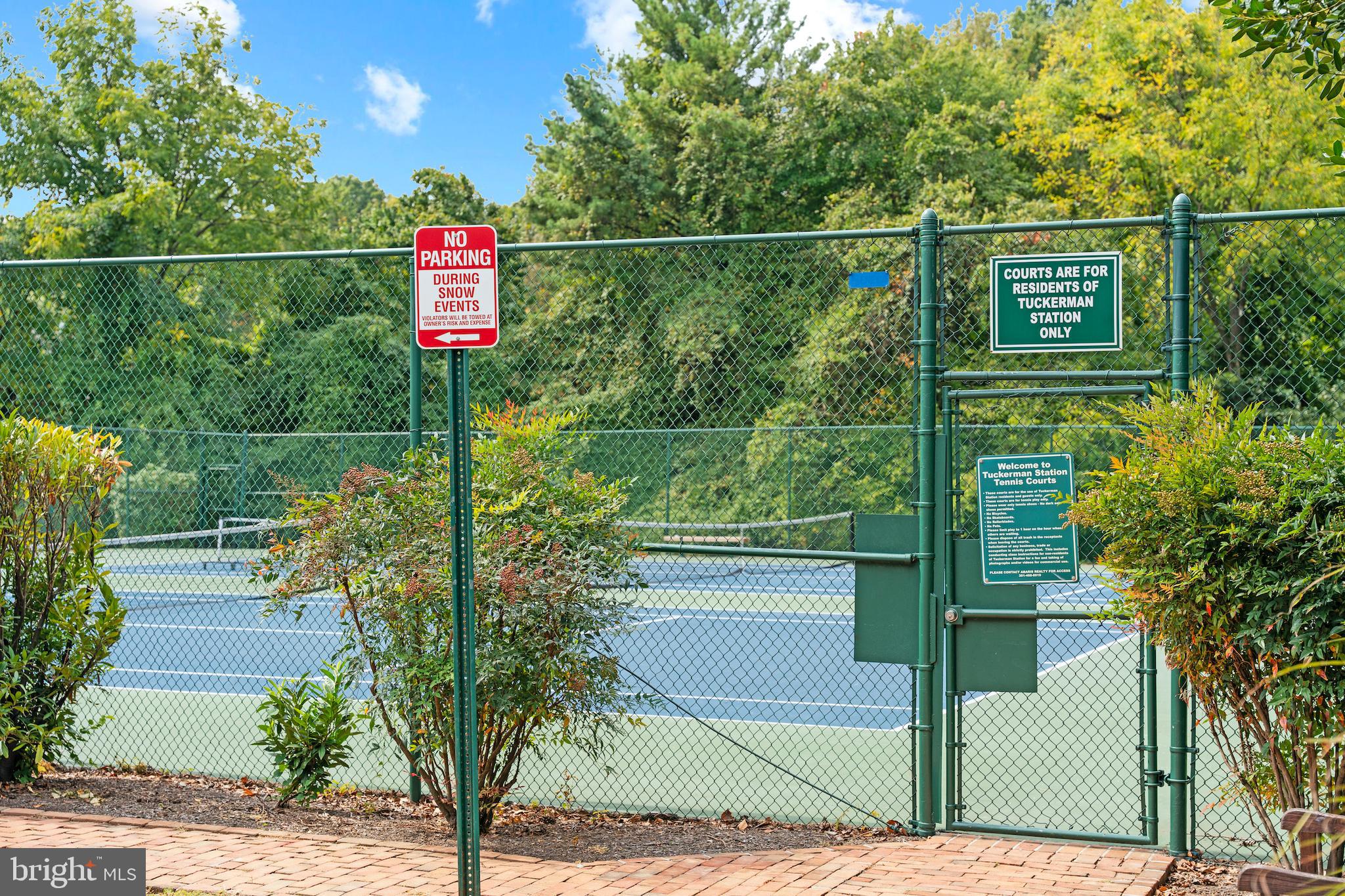 10902 Brewer House Rd