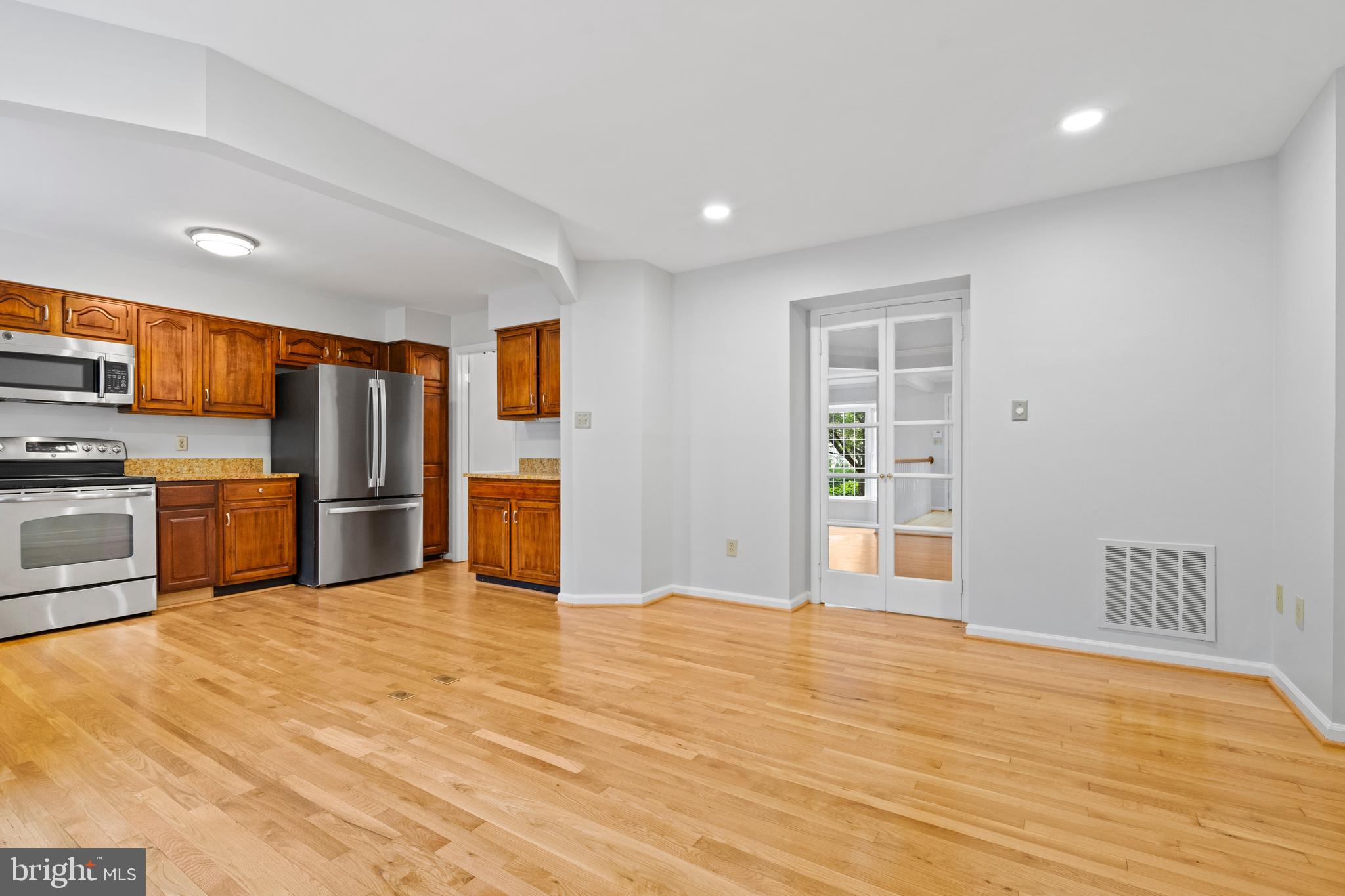 10902 Brewer House Rd