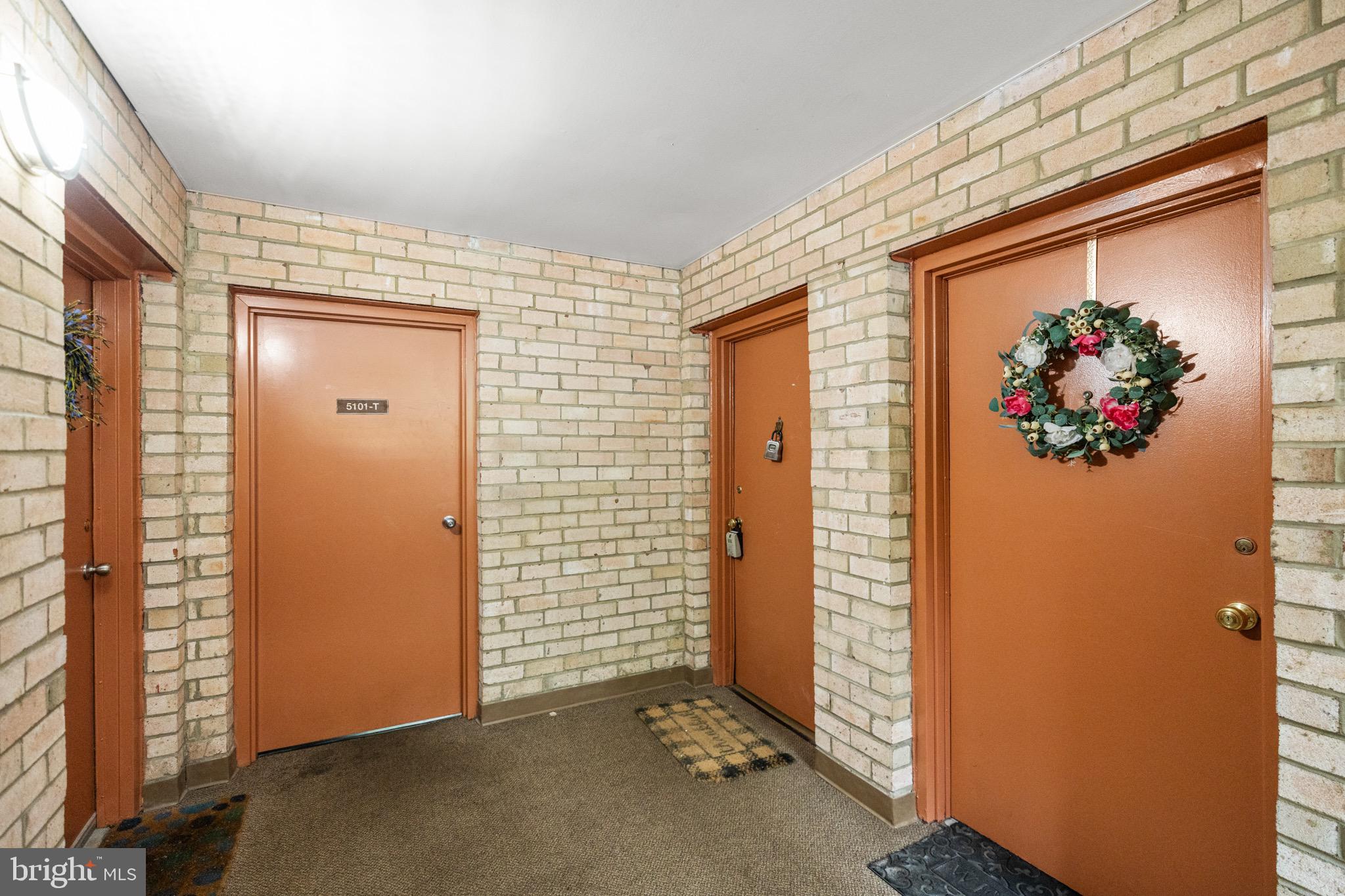 5101 Crossfield Ct #8