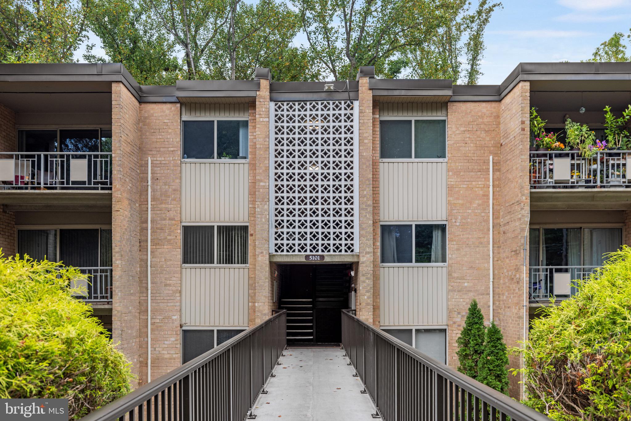 5101 Crossfield Ct #8