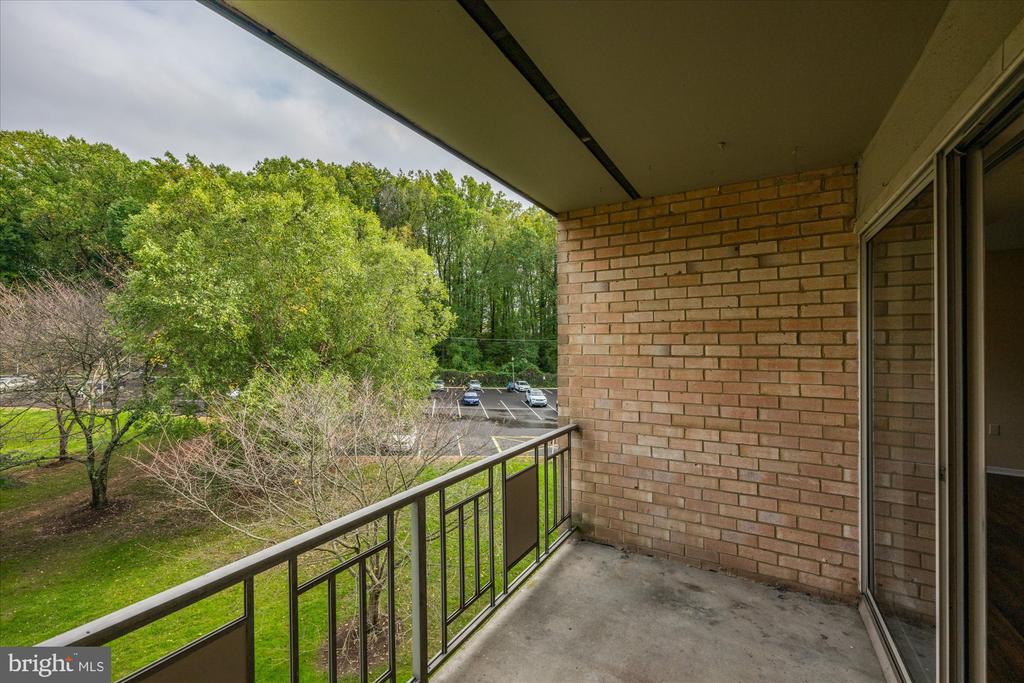 5111 Crossfield Ct #15