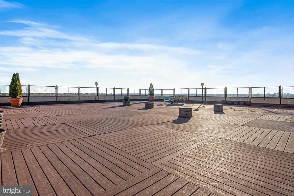 4515 Willard Ave #606s