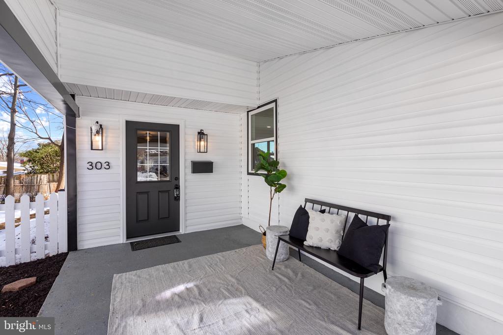 303 Bradley Ave