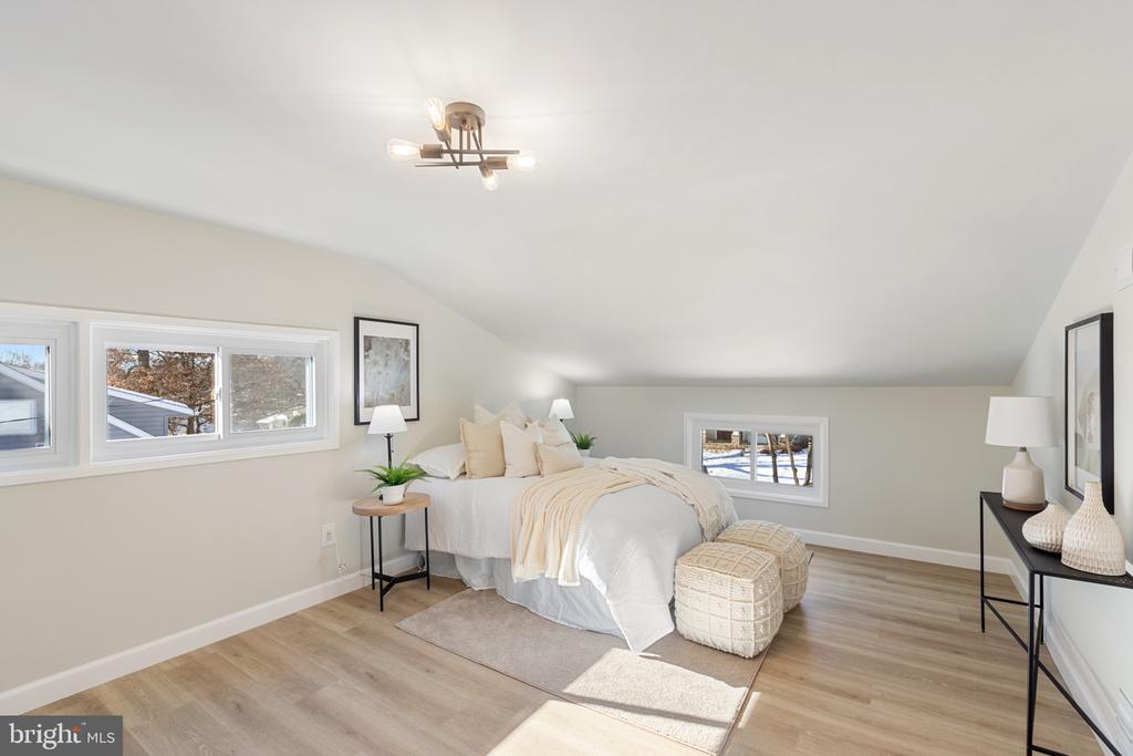 303 Bradley Ave
