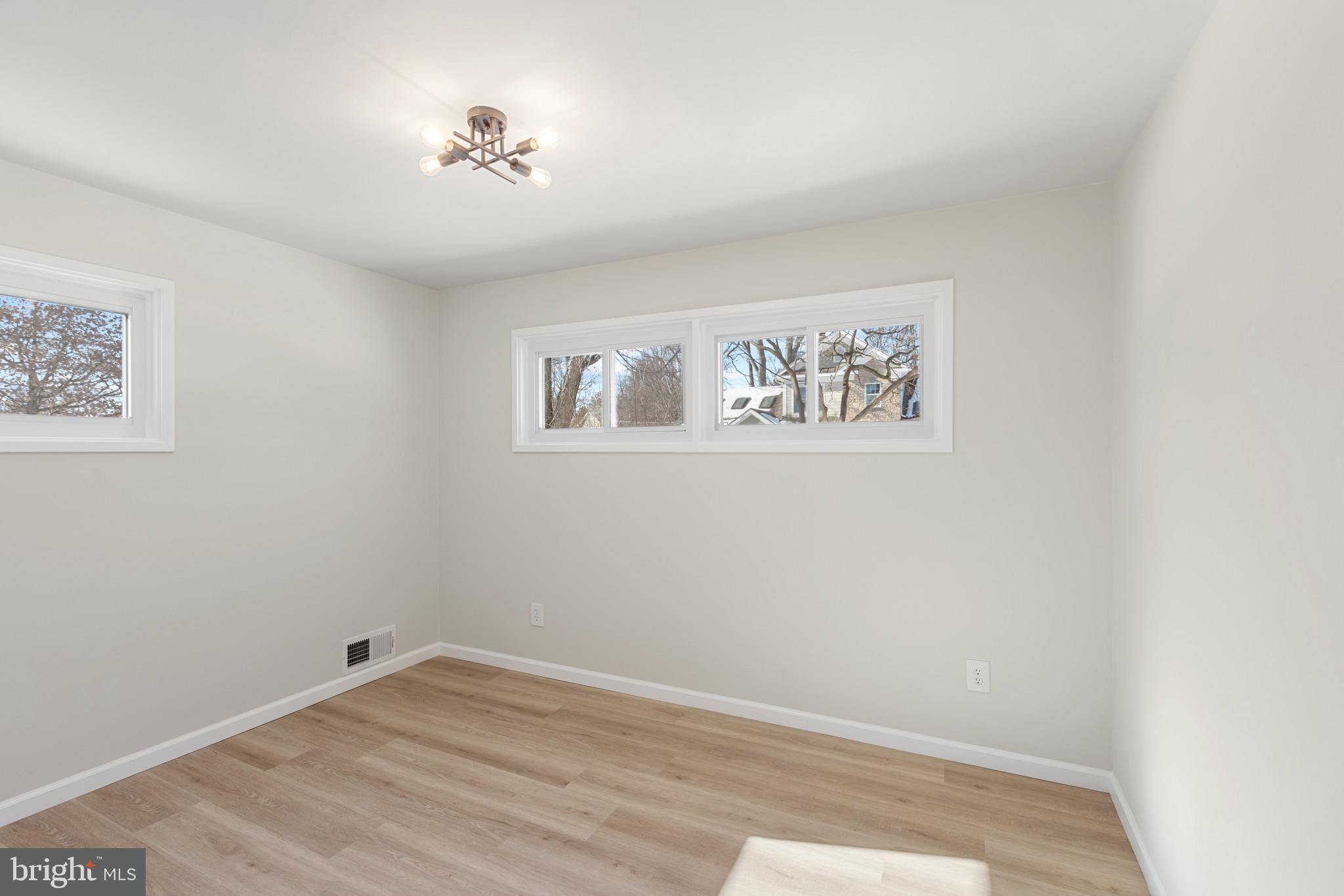 303 Bradley Ave