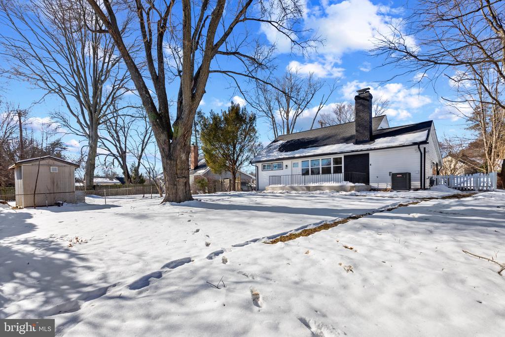 303 Bradley Ave