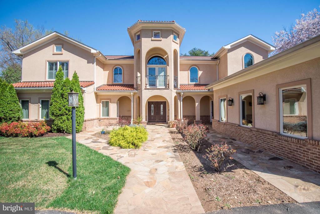 7 Sedgwick Ln
