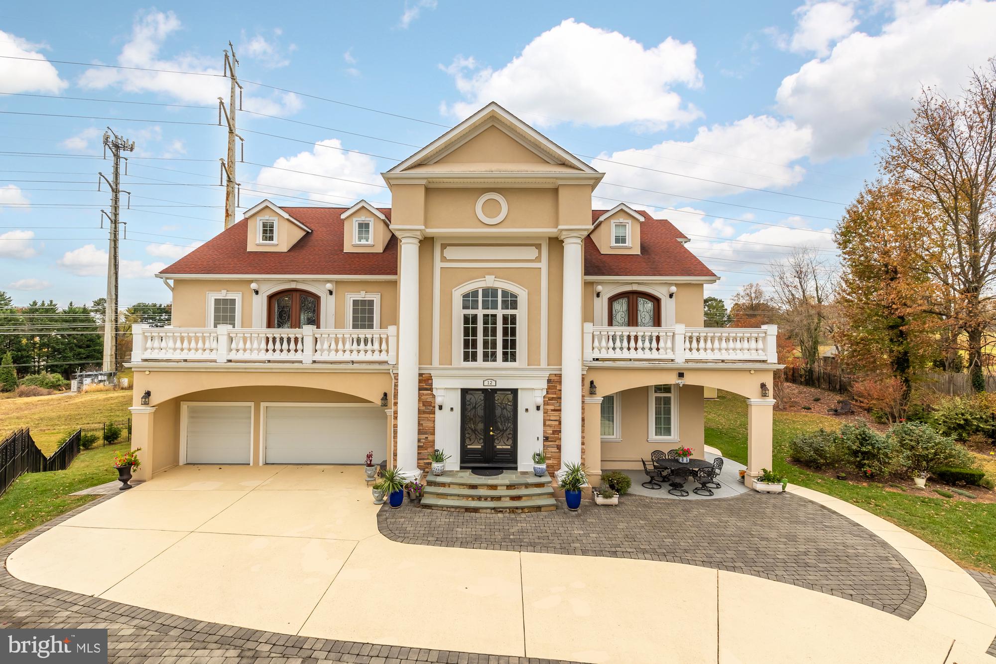 12 Redbud Ct