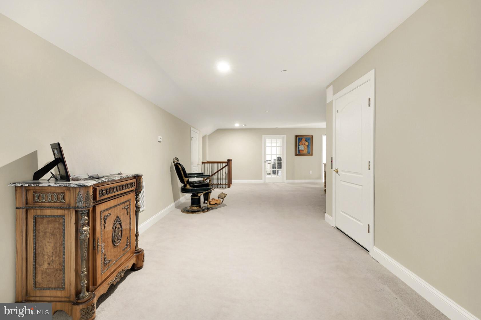 12 Redbud Ct