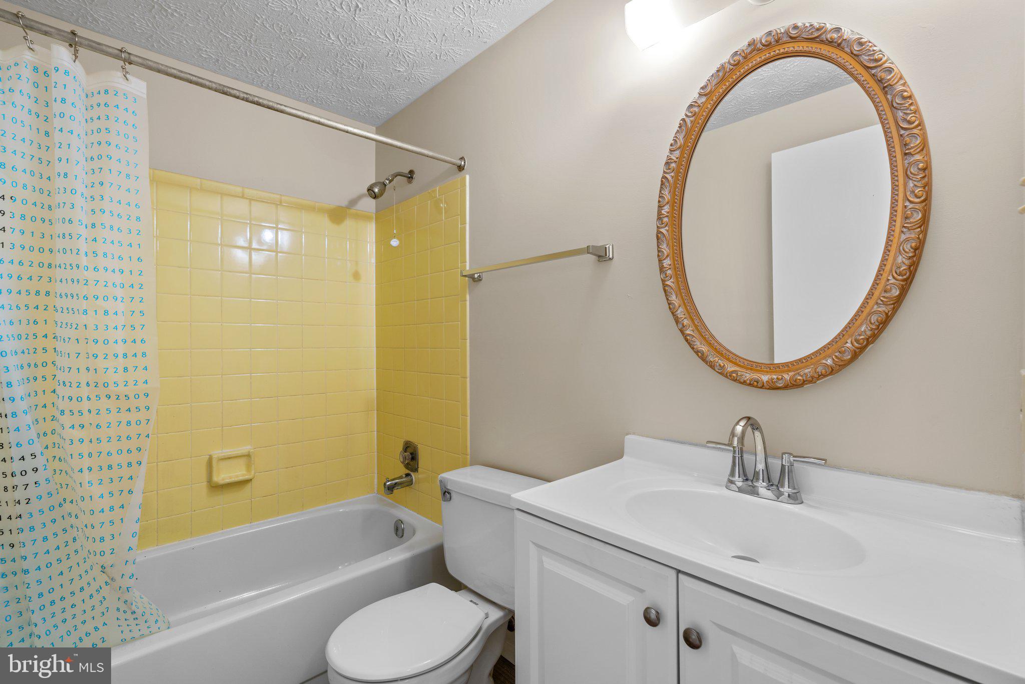 13620 Jacqueline Ct