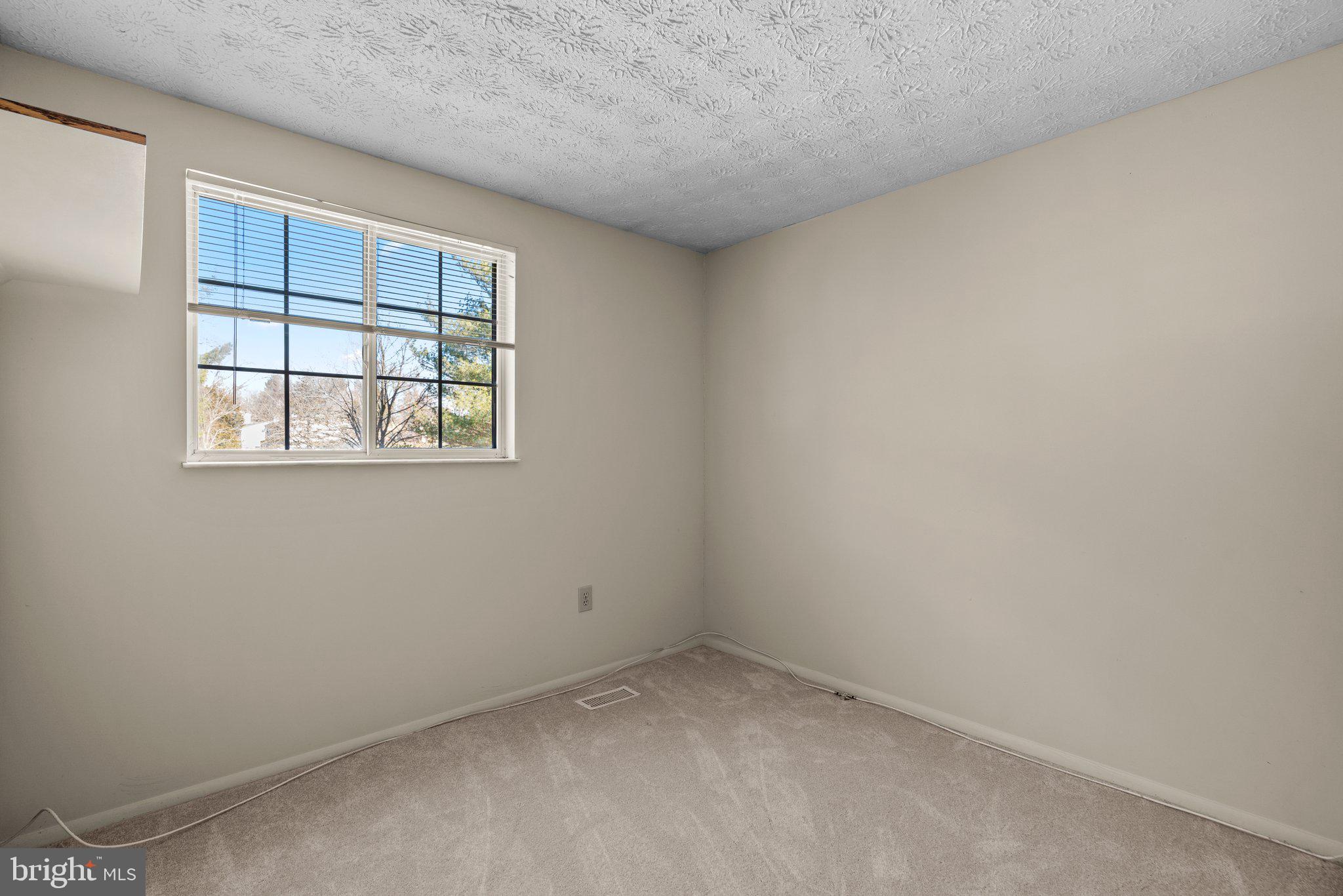 13620 Jacqueline Ct