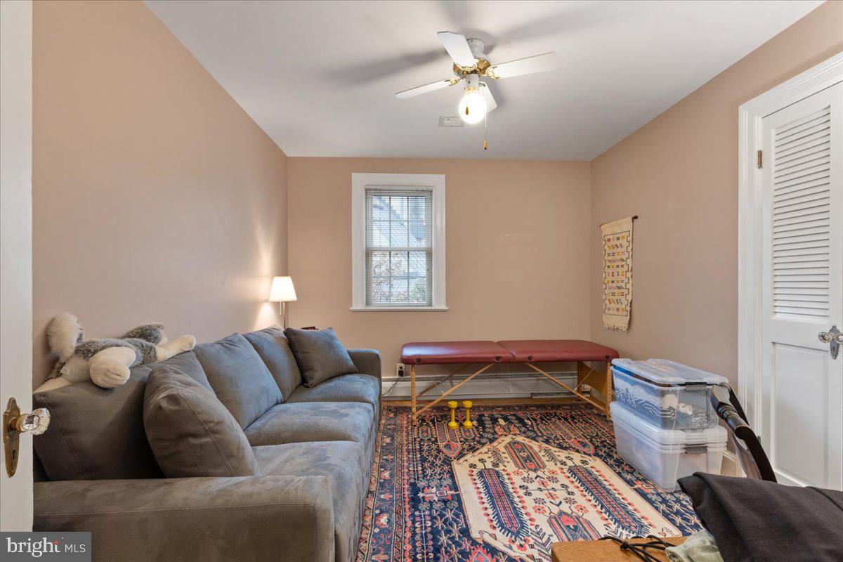 130 Hilltop Rd