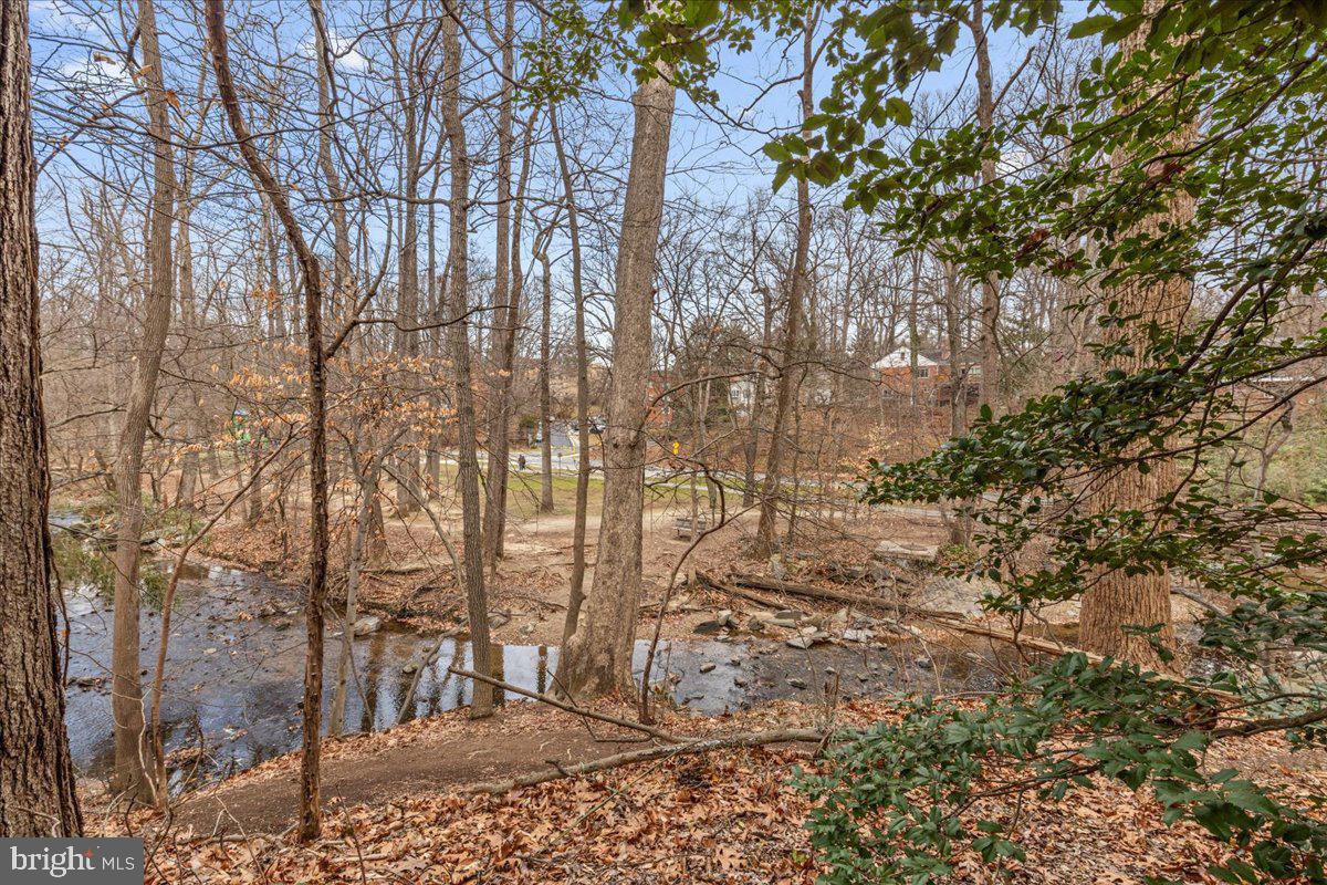 130 Hilltop Rd