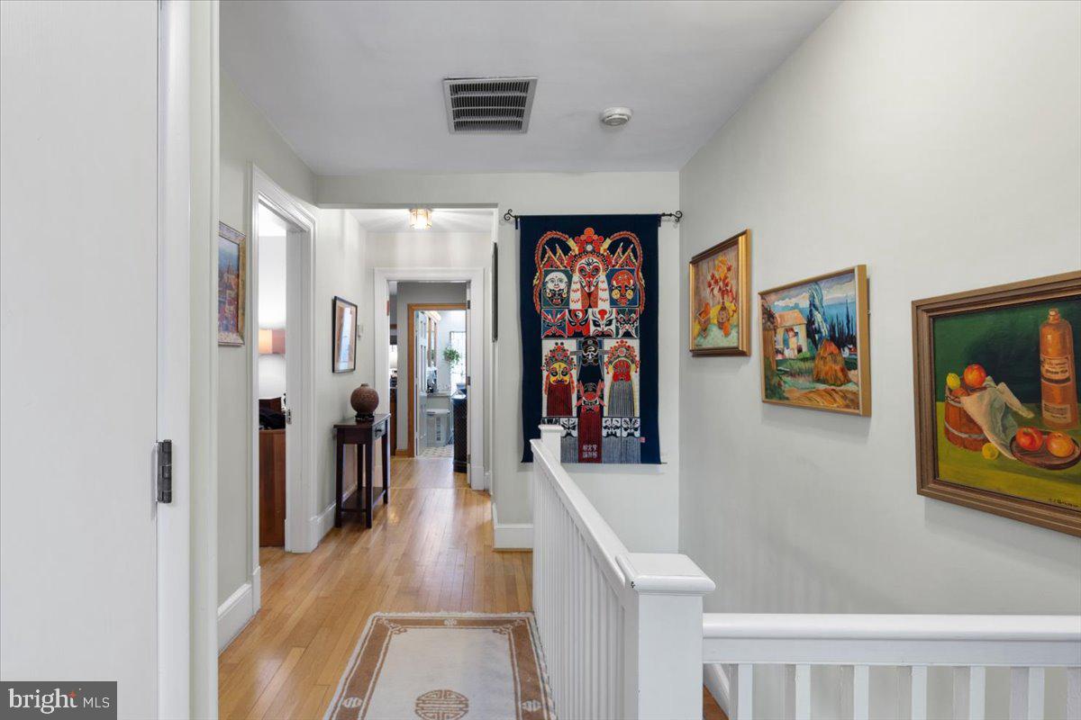 130 Hilltop Rd