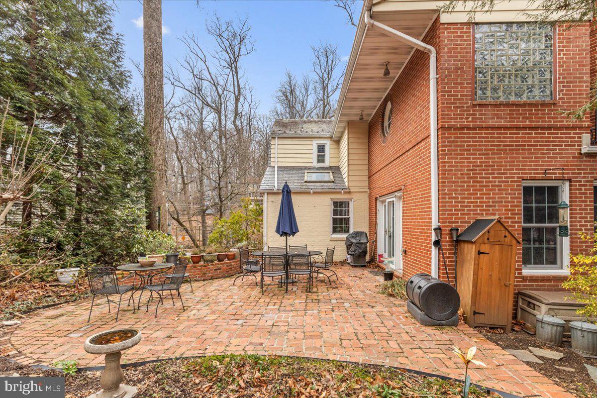 130 Hilltop Rd