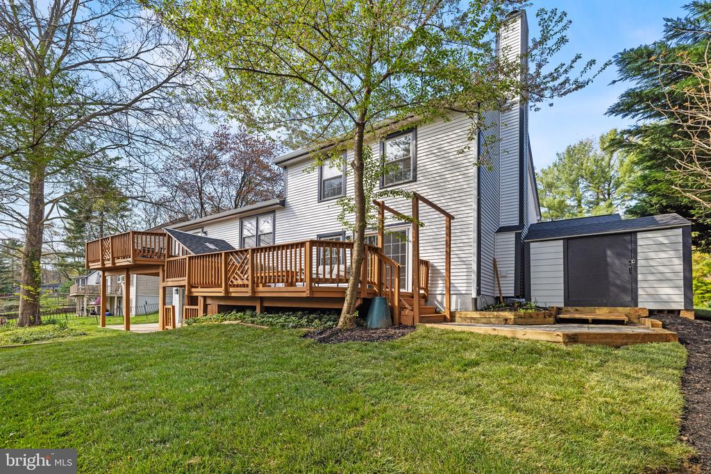 5 Solitaire Ct