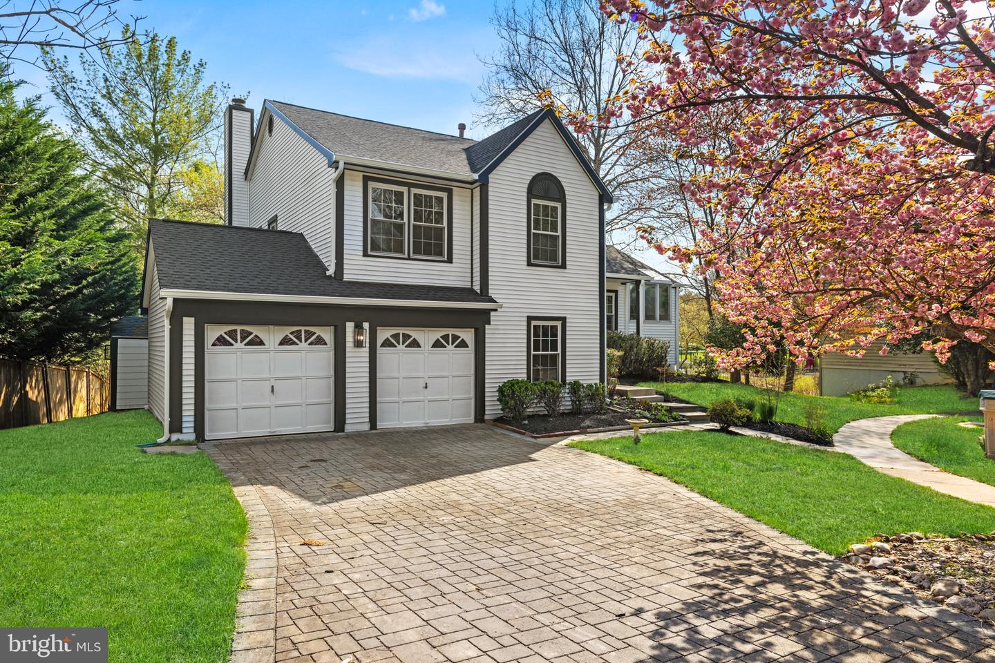 5 Solitaire Ct