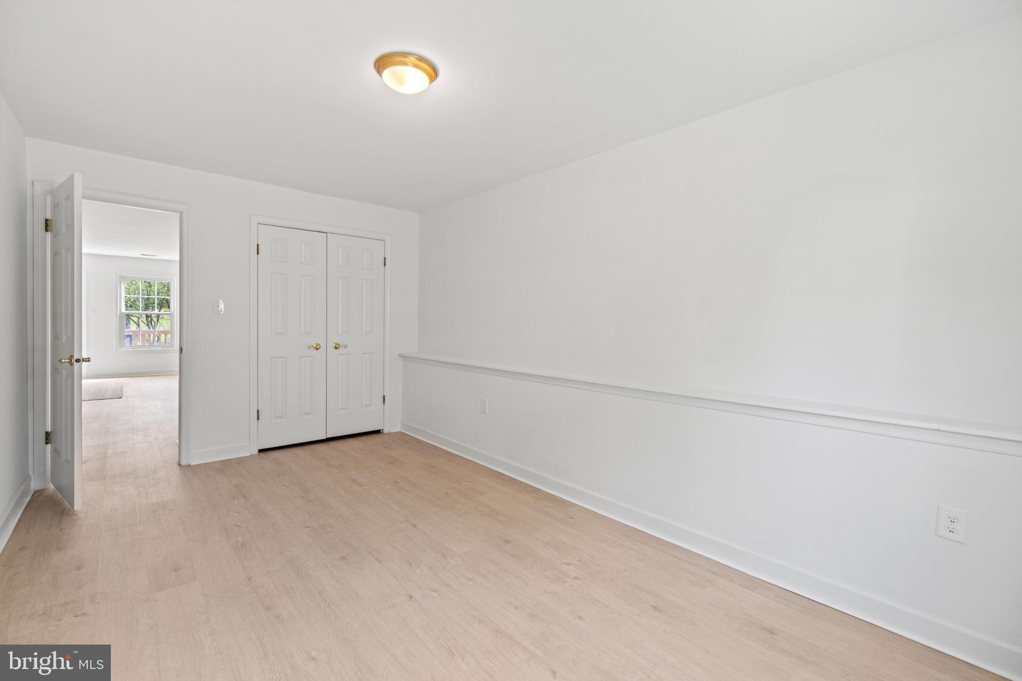 5 Solitaire Ct