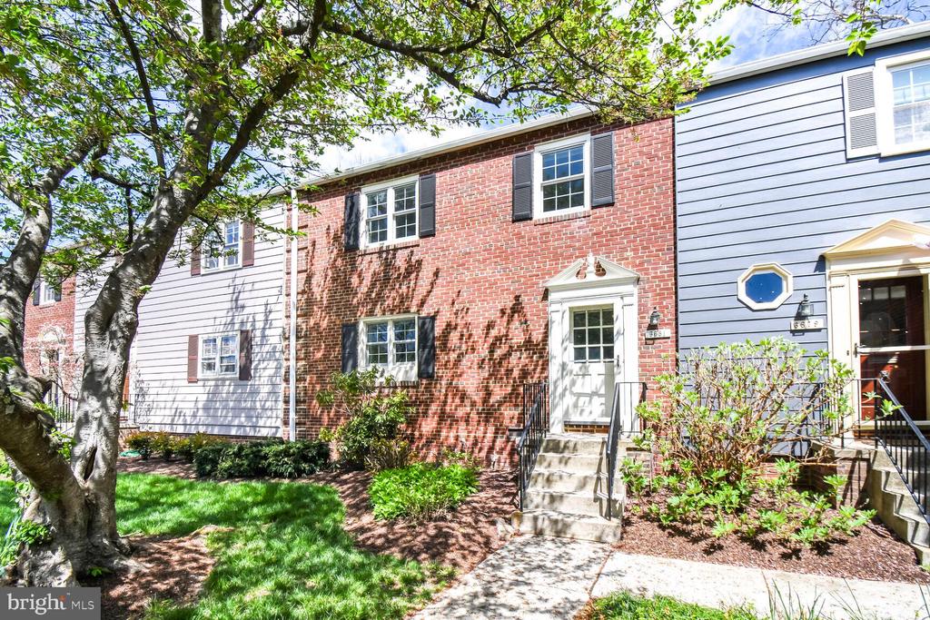 6681 HILLANDALE RD #124