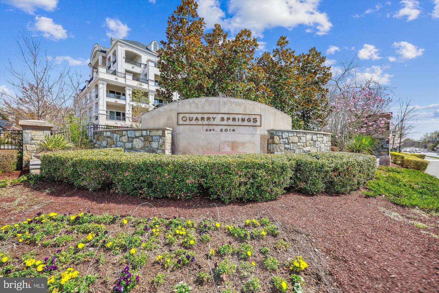 8121 River Rd #451