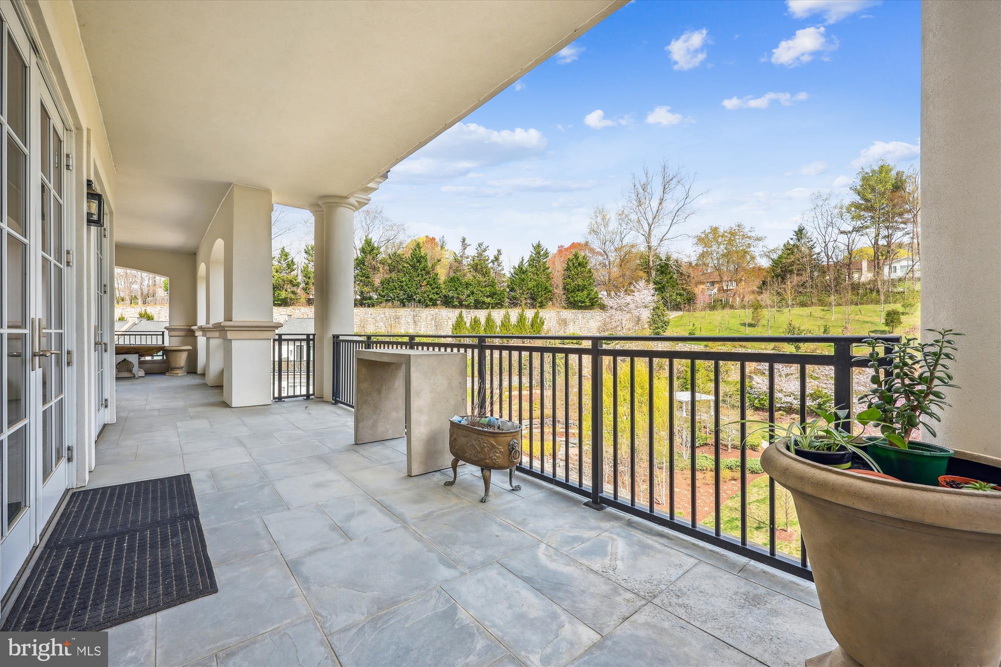 8121 River Rd #451
