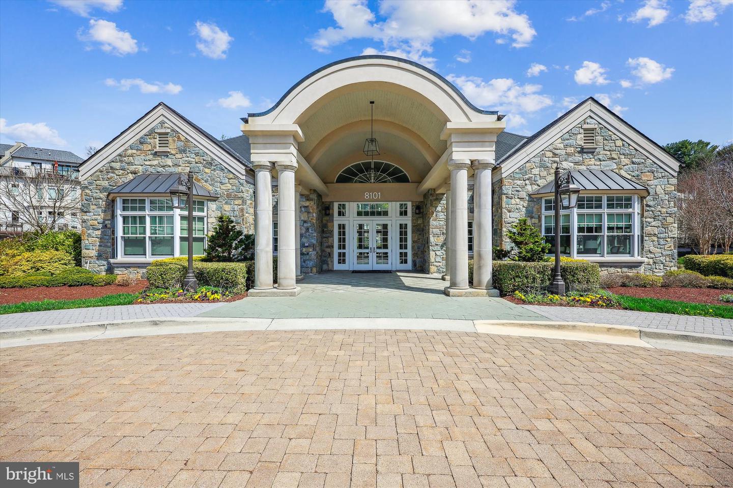 8121 River Rd #451
