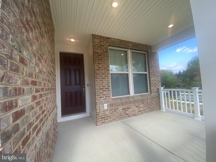 506 NURSERY LN