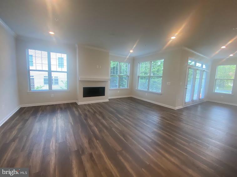 506 NURSERY LN