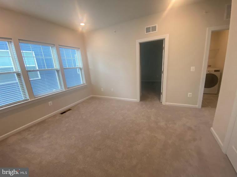 506 NURSERY LN