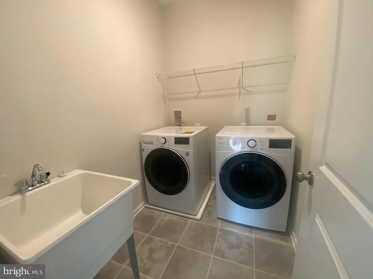 506 NURSERY LN