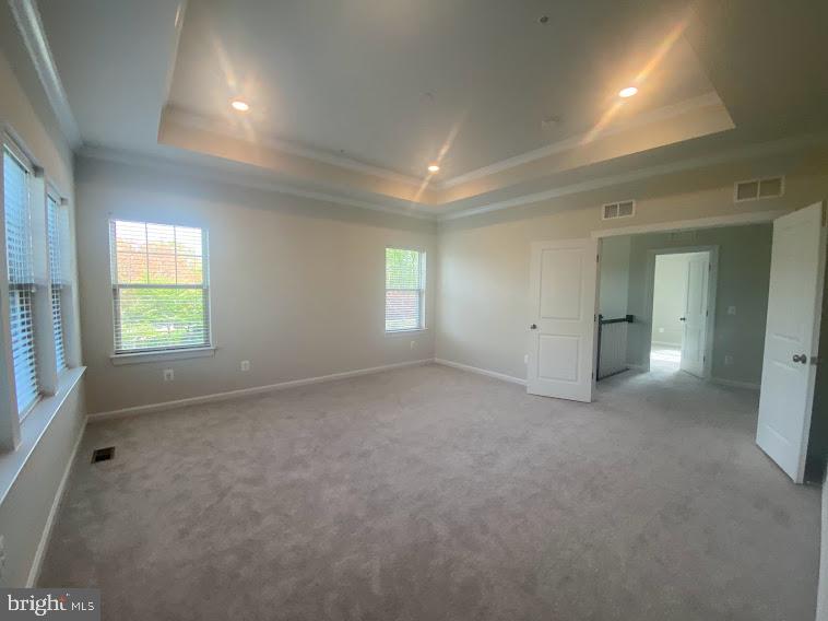 506 NURSERY LN