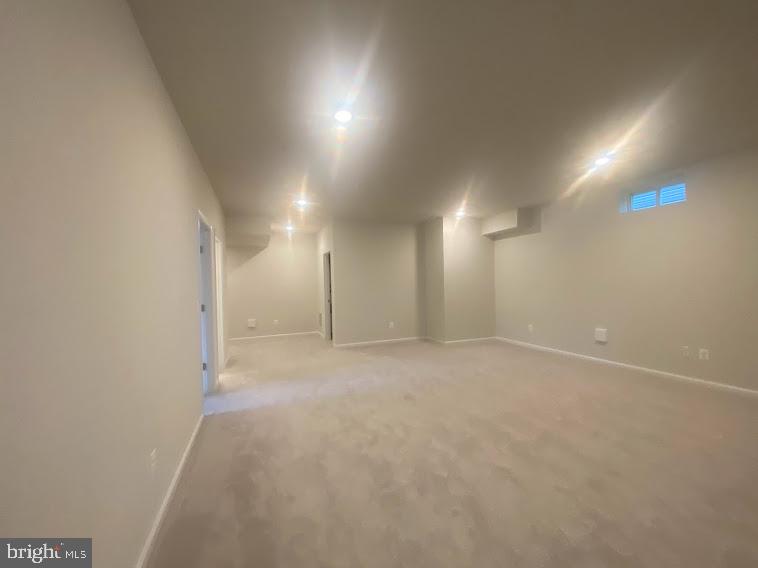 506 NURSERY LN
