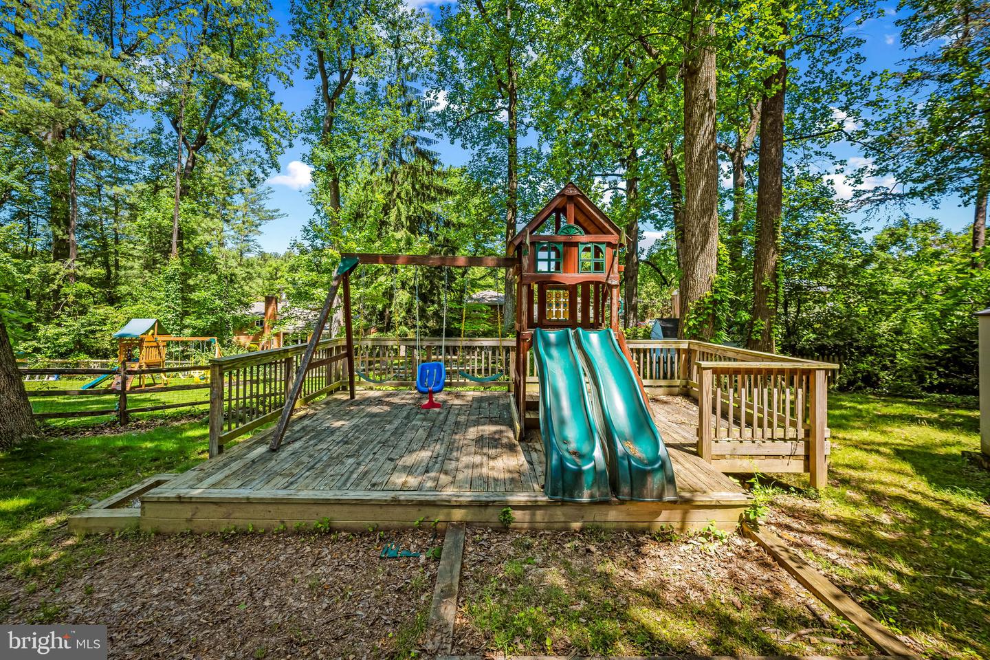 9815 Inglemere Dr