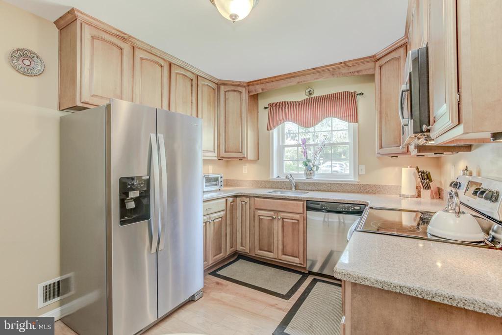 513 MEADOW HALL DRIVE D513