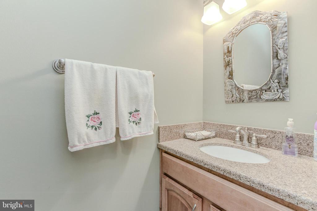 513 MEADOW HALL DRIVE D513