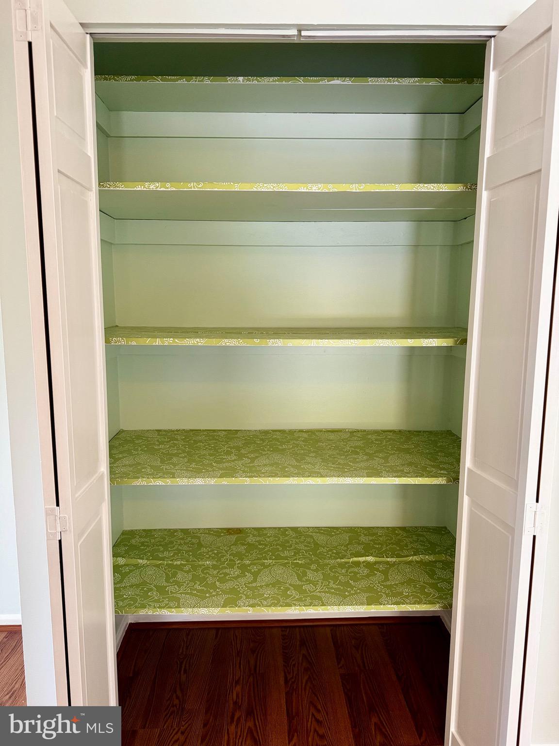 2200 Greenery Ln #201-