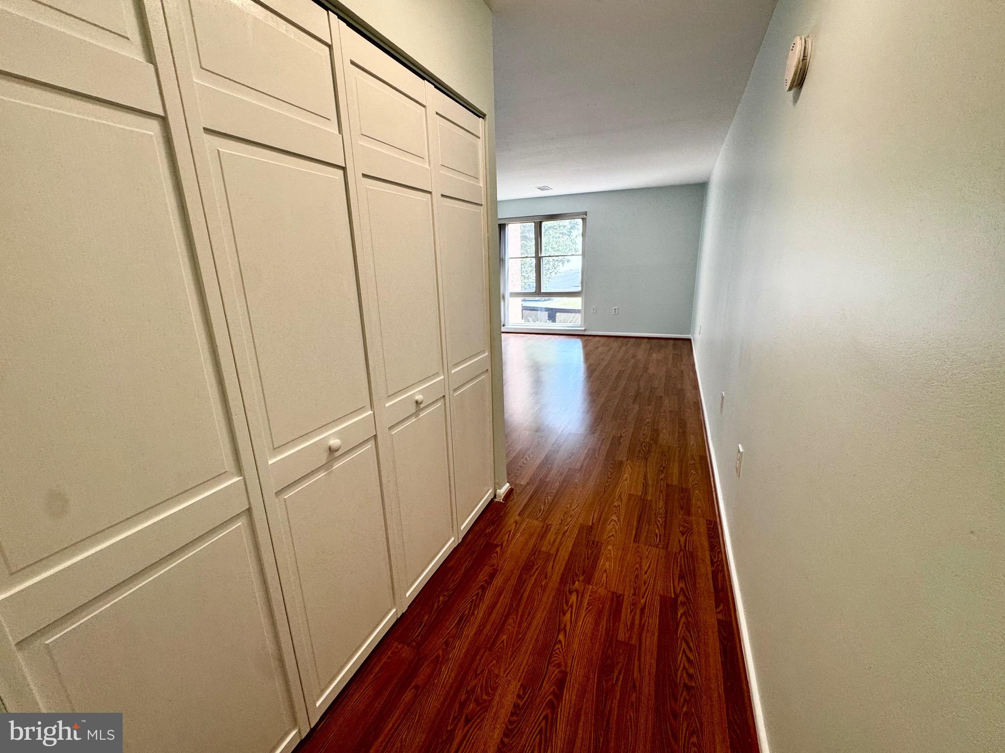 2200 Greenery Ln #201-