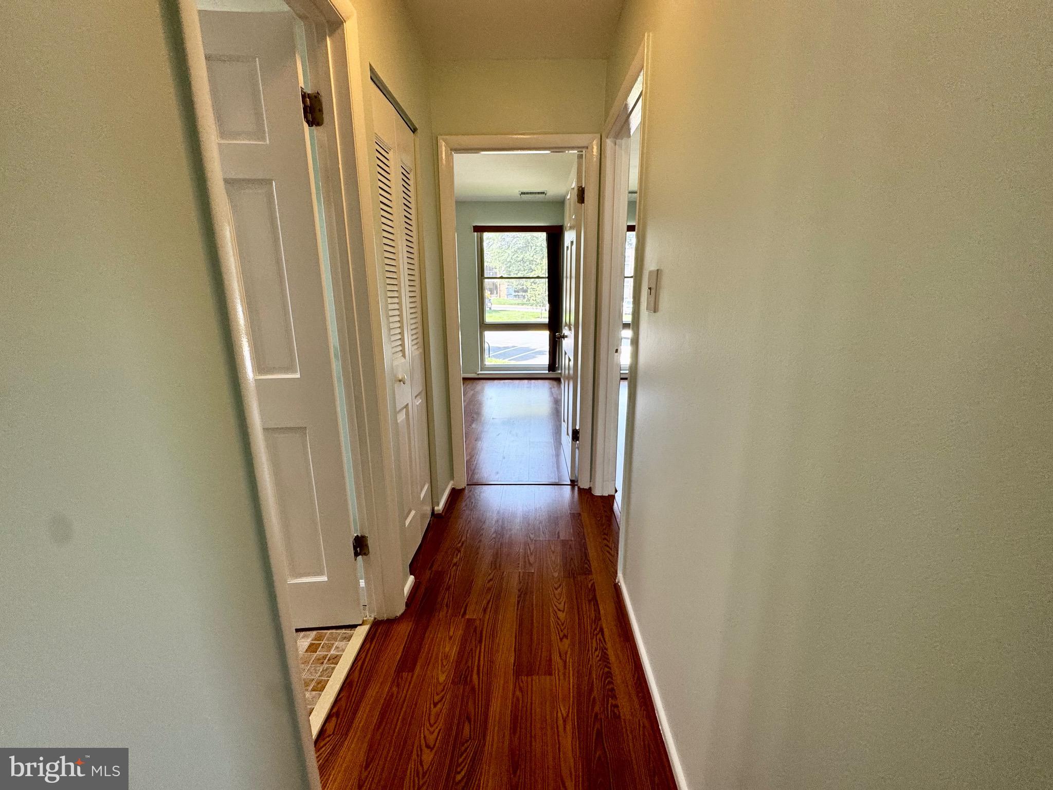 2200 Greenery Ln #201-