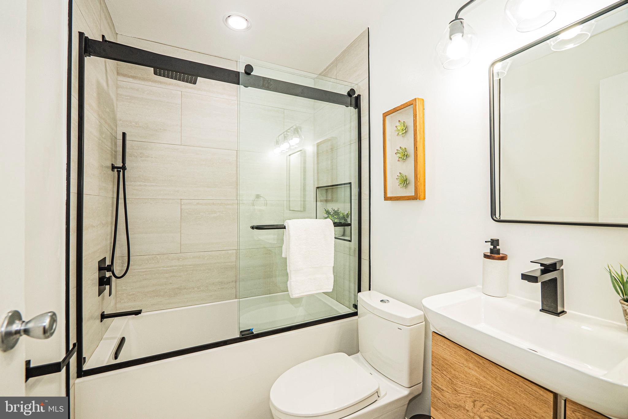 10404 Rockville Pik #401